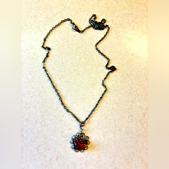 Red/Siam Swarovski Crystal Necklace -NWT - Picture 3 of 8